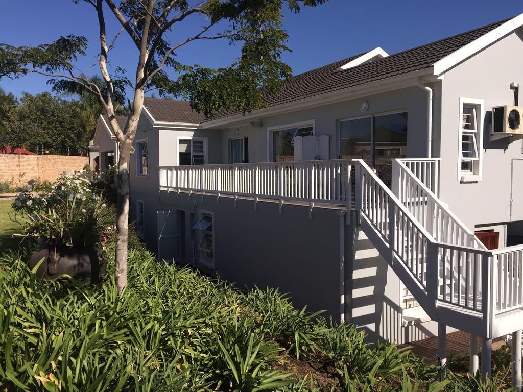 Larkspur Place East London Exterior photo